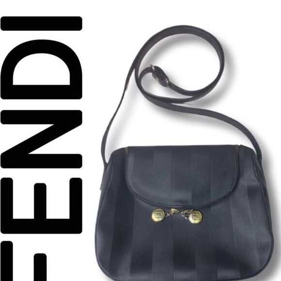 Fendi Black Shoulder Bag - Picture 1 of 16